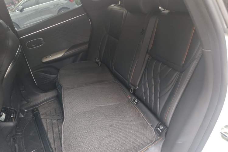 Used Deepal S07 2023 200Max Range-Extended Version Left Rear Seat