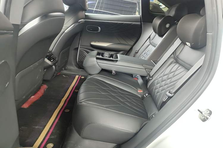 Used Deepal S07 2023 520Max Pure Electric Version Left Rear Seat