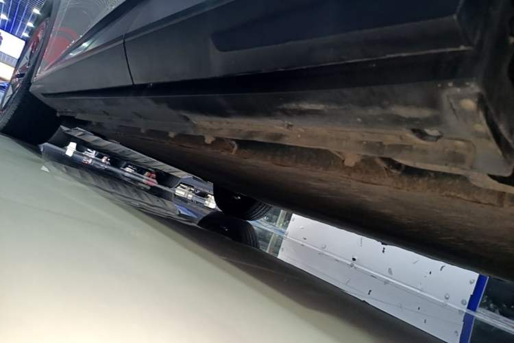 Used Deepal S07 2023 620Max Pure Electric Version Left Side Sill