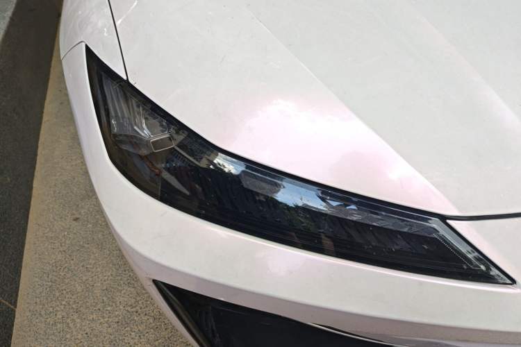 Used Deepal S07 2023 520Max Pure Electric Version Right Front Headlight
