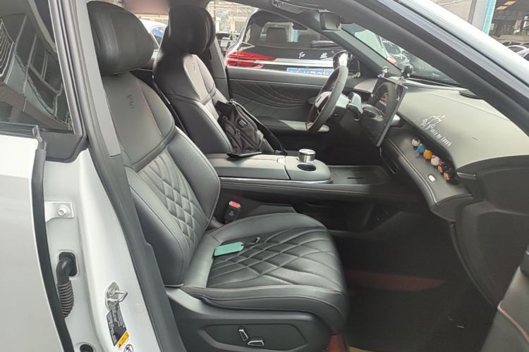 Used Deepal S07 2023 520Max Pure Electric Version Right Front Seat