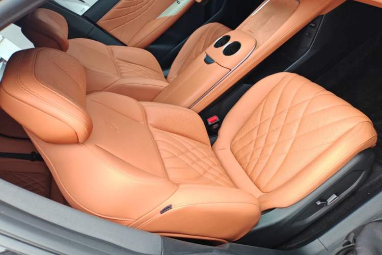 Used Deepal S07 2023 620Max Pure Electric Version Right Front Seat
