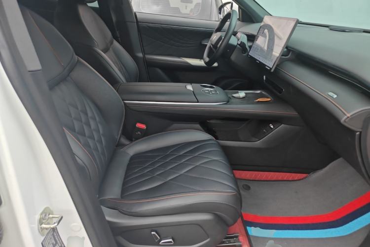 Used Deepal S07 2023 200Max Range-Extended Version Right Front Seat