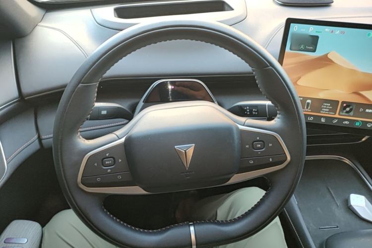 Used Deepal S07 2023 620Max Pure Electric Version Steering Wheel