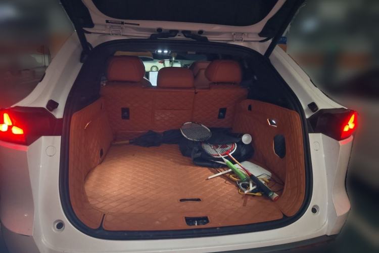 Used Deepal S07 2023 200Max Range-Extended Version Trunk