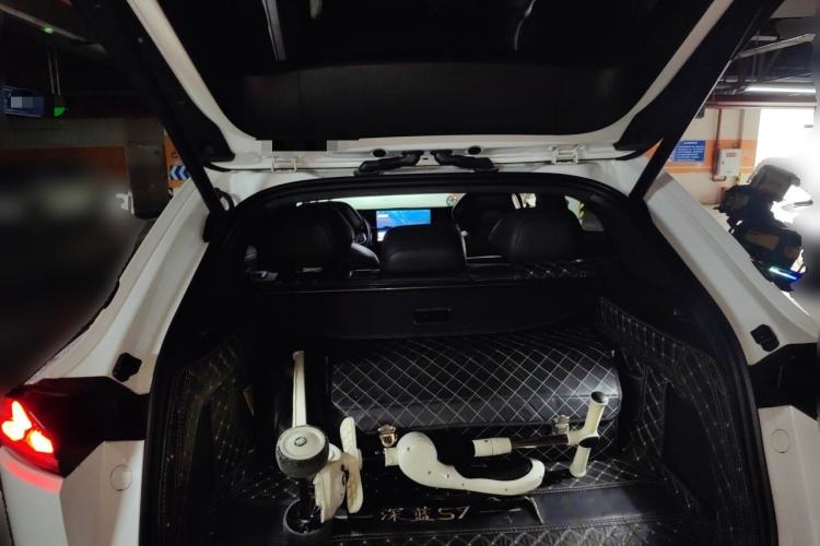 Used Deepal S07 2023 200Max Range-Extended Version Trunk