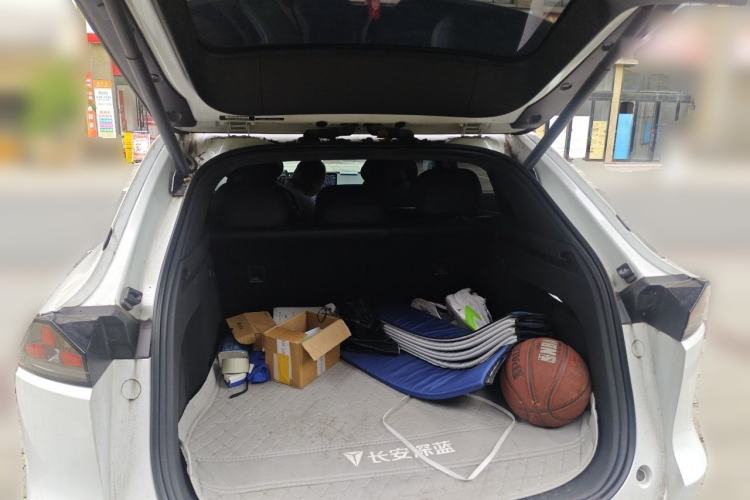 Used Deepal S07 2023 200Max Range-Extended Version Trunk