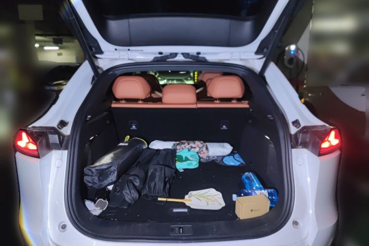 Used Deepal S07 2023 200Max Range-Extended Version Trunk