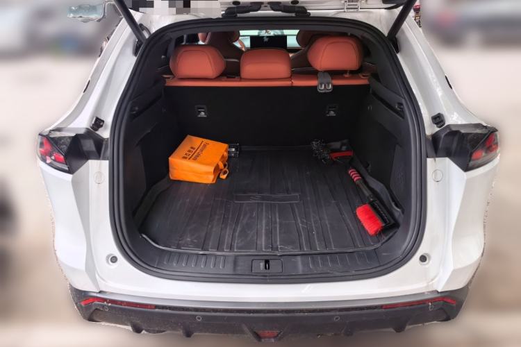 Used Deepal S07 2023 200Max Range-Extended Version Trunk