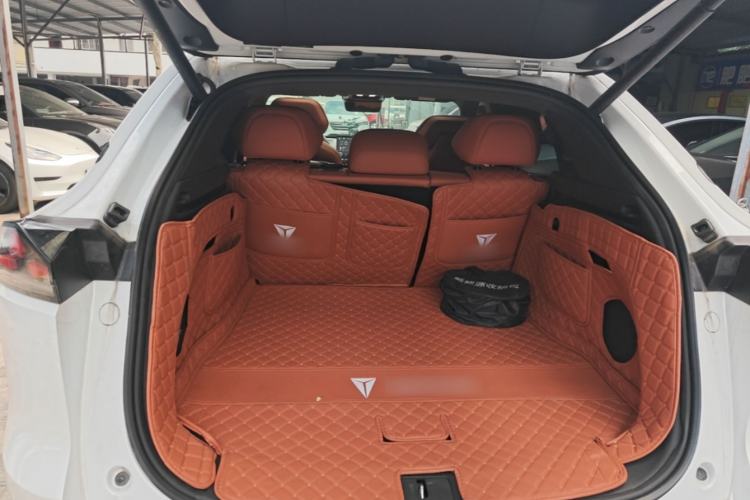 Used Deepal S07 2023 200Max Range-Extended Version Trunk