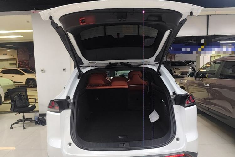 Used Deepal S07 2023 S7i 200Max Extended-Range Model Trunk
