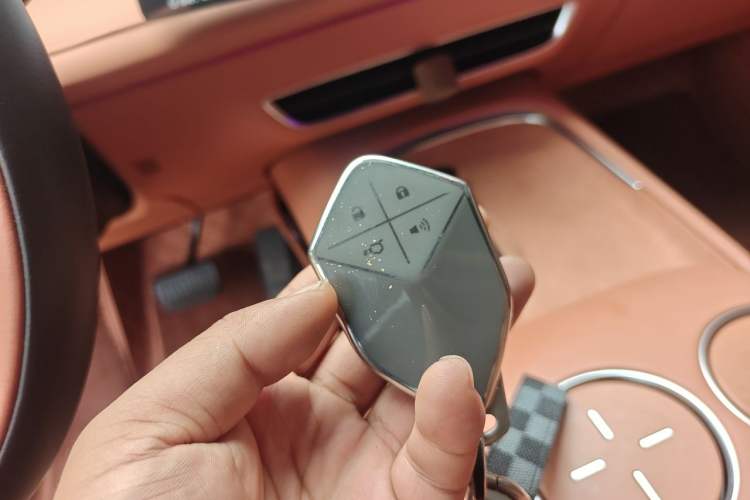 Used Deepal S07 2023 121Max Range-Extended Version Vehicle Key