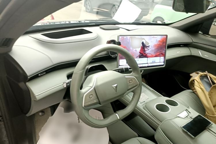 Used Deepal S07 2024 285Max Qiankun Intelligent Driving ADS SE Range-Extended Version Center Console