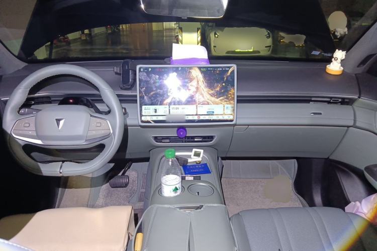 Used Deepal S07 2024 285Max Qiankun Intelligent Driving ADS SE Range-Extended Version Center Console