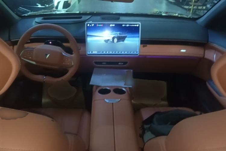 Used Deepal S07 2024 215Max Qiankun Intelligent Driving ADS SE Range-Extended Version Center Console