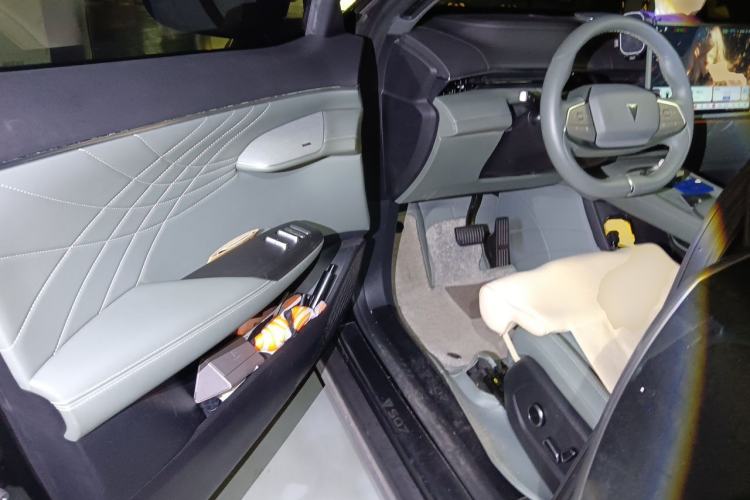 Used Deepal S07 2024 285Max Qiankun Intelligent Driving ADS SE Range-Extended Version Driver Seat