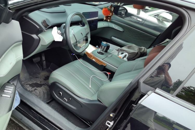 Used Deepal S07 2024 285Max Range-Extended Version Driver Seat