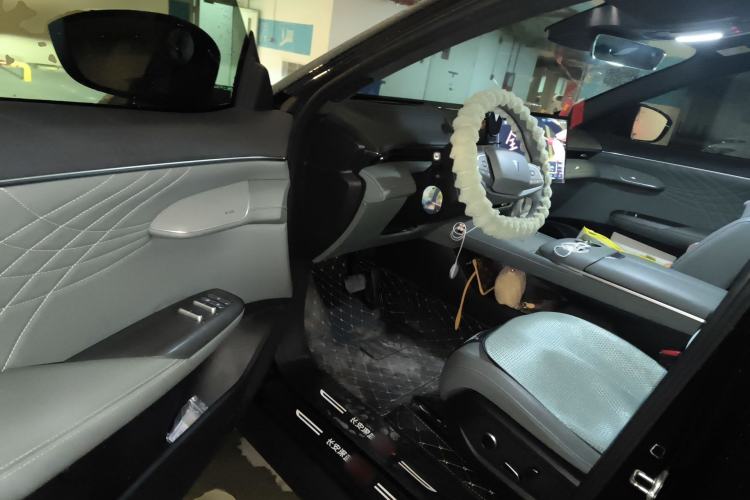 Used Deepal S07 2024 215Max Range-Extended Version Driver Seat
