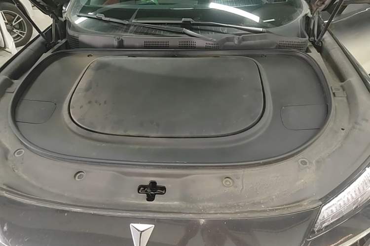 Used Deepal S07 2024 121Max Glory Edition Engine Bay