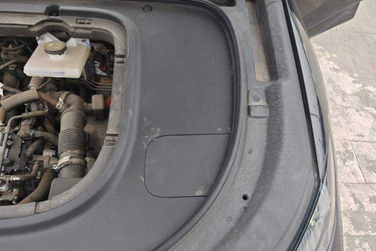 Used Deepal S07 2024 215Max Range-Extended Version Engine Bay Left