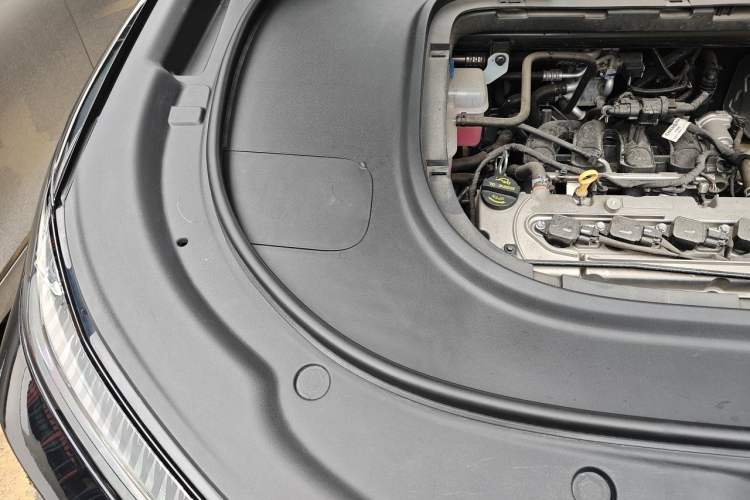 Used Deepal S07 2024 215Max Qiankun Intelligent Driving ADS SE Range-Extended Version Engine Bay Right