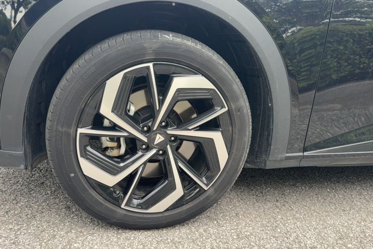 Used Deepal S07 2024 215Max Range-Extended Version Exterior 4