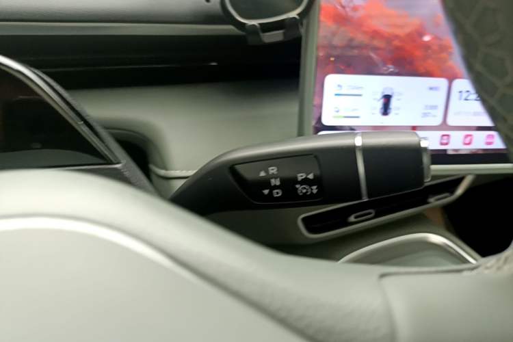 Used Deepal S07 2024 285Max Qiankun Intelligent Driving ADS SE Range-Extended Version Gear Lever