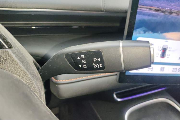 Used Deepal S07 2024 121Max Glory Edition Gear Lever