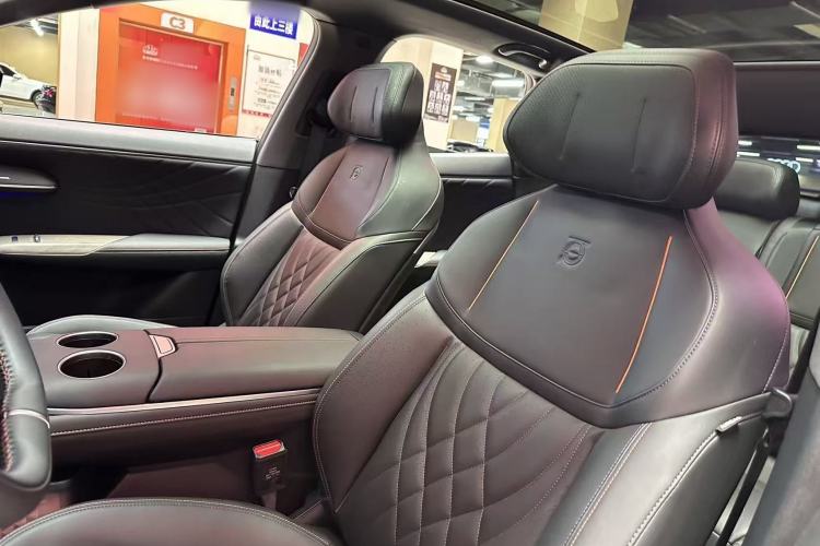 Used Deepal S07 2024 121Max Glory Edition Interior 4