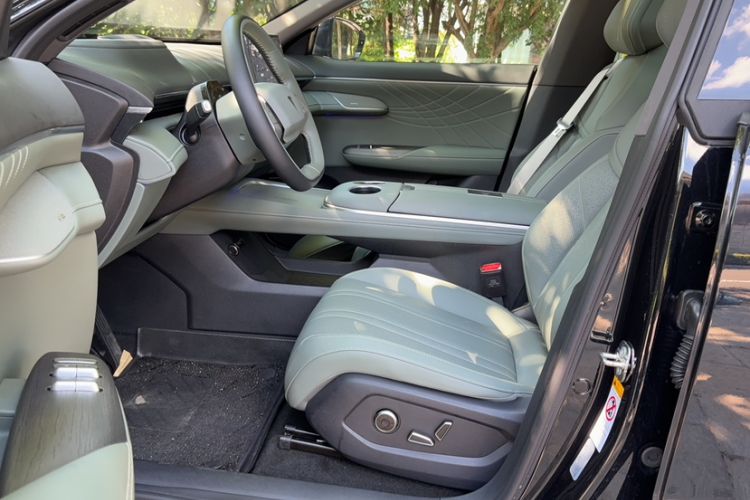 Used Deepal S07 2024 215Max Range-Extended Version Left Front Seat