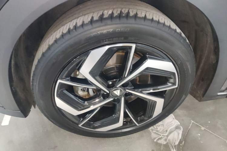 Used Deepal S07 2024 215Max Range-Extended Version Left Front Wheel Hub