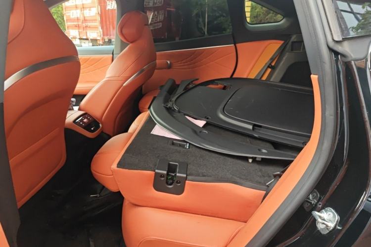 Used Deepal S07 2024 215Max Range-Extended Version Left Rear Seat