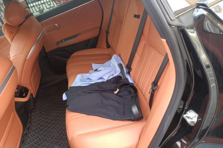 Used Deepal S07 2024 520Max Pure Electric Version Left Rear Seat