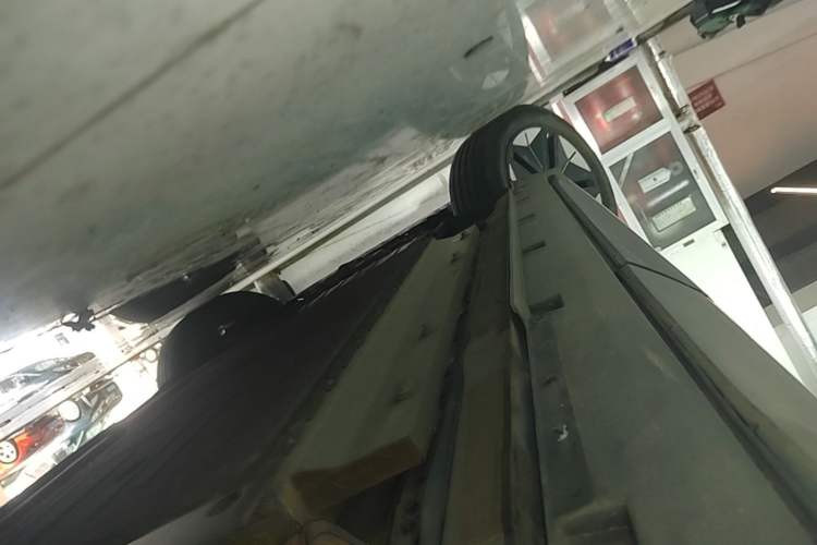 Used Deepal S07 2024 121Max Glory Edition Left Side Sill