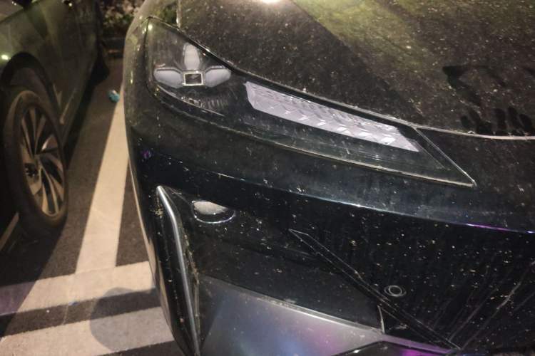Used Deepal S07 2024 215Max Qiankun Intelligent Driving ADS SE Range-Extended Version Right Front Headlight