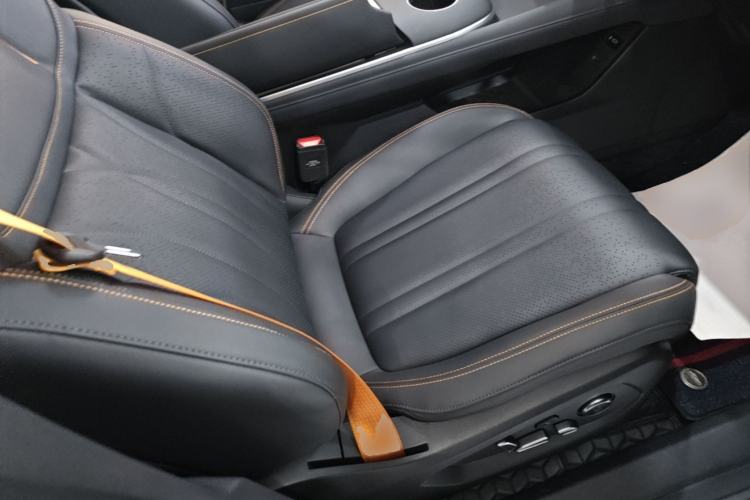 Used Deepal S07 2024 285Max Range-Extended Version Right Front Seat
