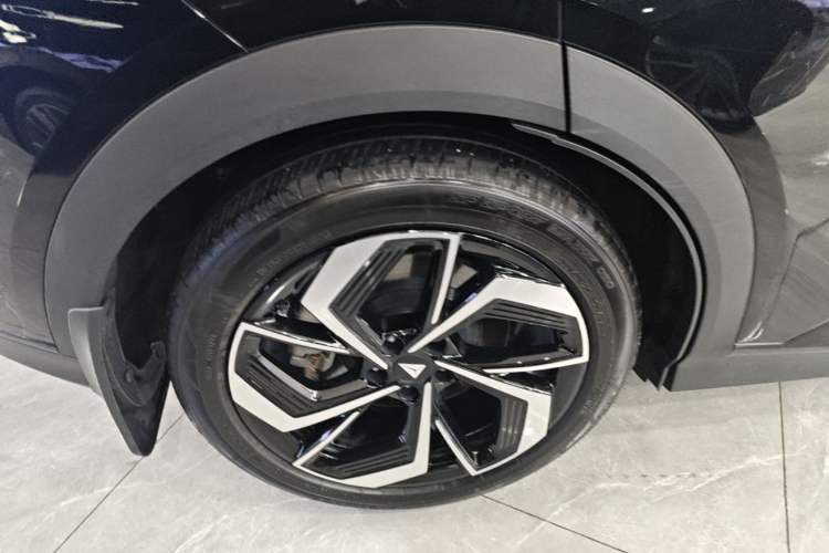 Used Deepal S07 2024 285Max Range-Extended Version Right Rear Wheel Hub