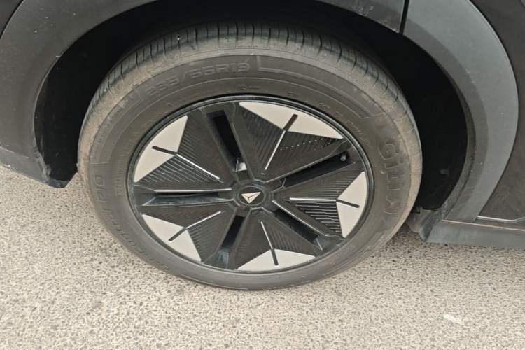 Used Deepal S07 2024 215Max Range-Extended Version Right Rear Wheel Hub
