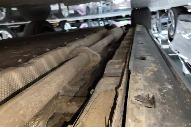 Used Deepal S07 2024 215Max Range-Extended Version Right Side Sill