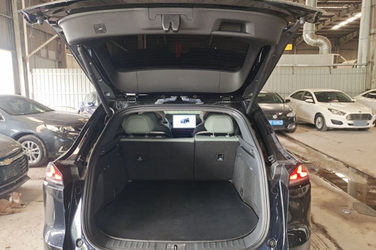 Used Deepal S07 2024 215Max Range-Extended Version Trunk