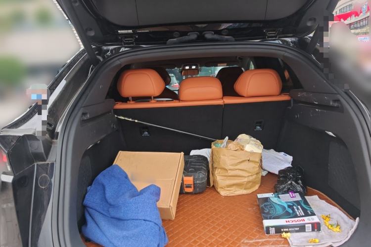 Used Deepal S07 2024 215Max Range-Extended Version Trunk