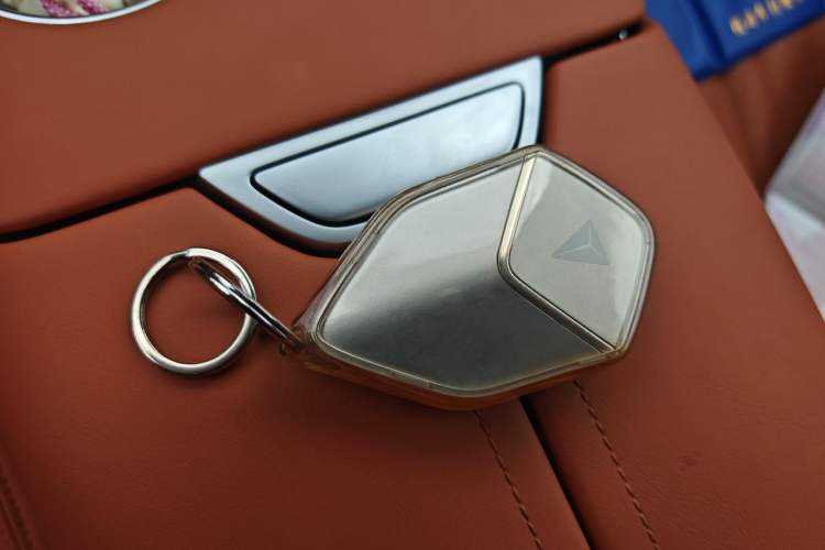Used Deepal S07 2024 215Max Range-Extended Version Vehicle Key