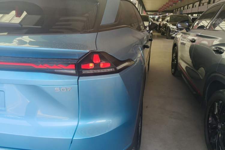 Used Deepal S07 2024 215Max Range-Extended Version Exterior 3