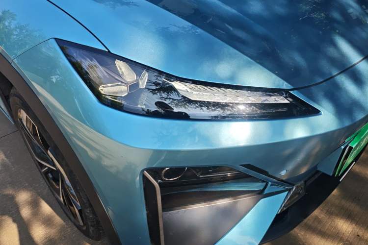Used Deepal S07 2024 520Max Qiankun Intelligent Driving ADS SE Pure Electric Version Right Front Headlight