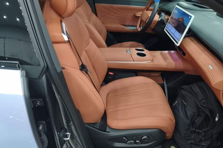 Used Deepal S07 2024 215Max Range-Extended Version Right Front Seat