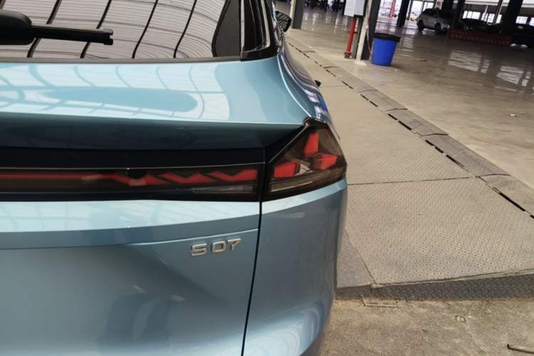 Used Deepal S07 2024 215Max Range-Extended Version Right Rear Taillight
