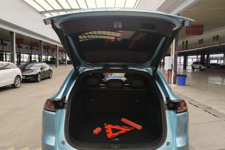 Used Deepal S07 2024 215Max Range-Extended Version Trunk