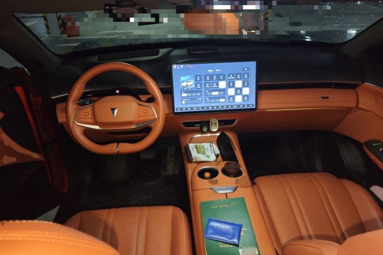 Used Deepal S07 2024 215Max Qiankun Intelligent Driving ADS SE Range-Extended Version Center Console