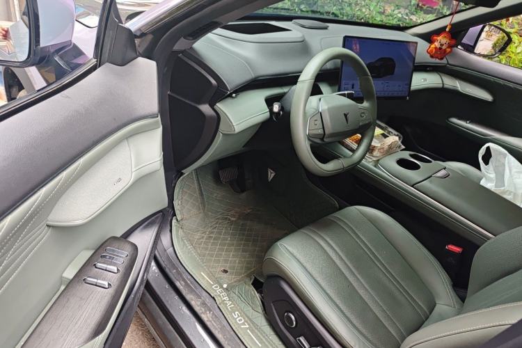 Used Deepal S07 2024 215Max Qiankun Intelligent Driving ADS SE Range-Extended Version Driver Seat