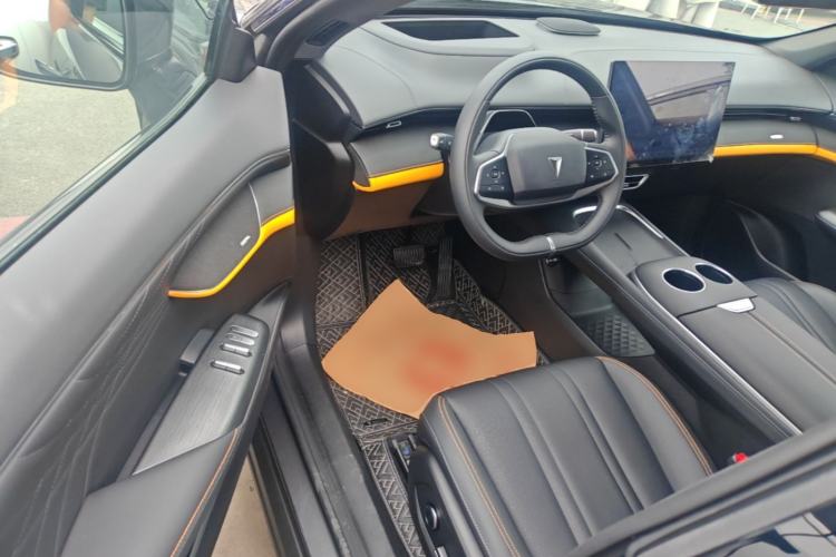 Used Deepal S07 2024 215Max Qiankun Intelligent Driving ADS SE Range-Extended Version Driver Seat